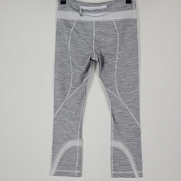 Lululemon Women's Black White Stripes Leggings 22" Inseam Size 4 - Picture 7 of 7